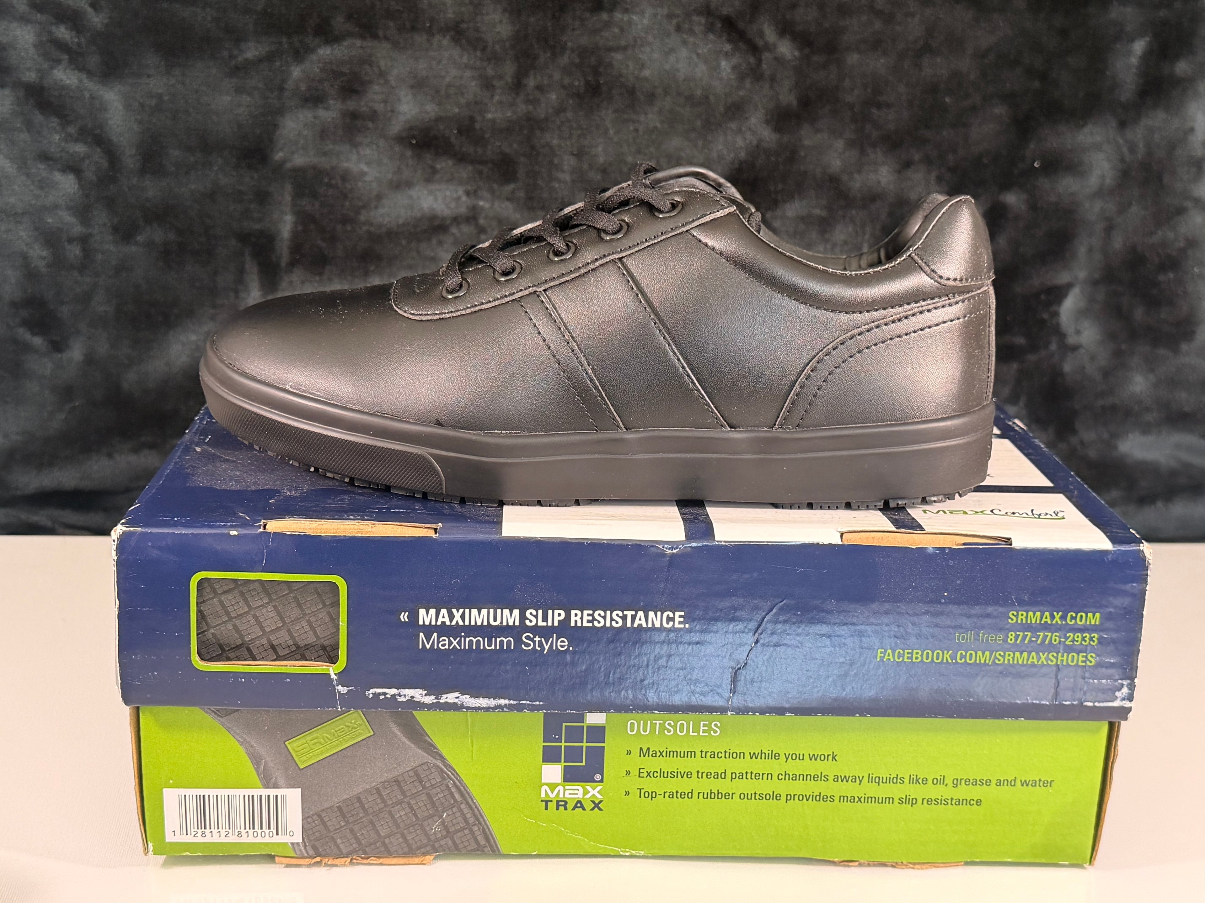 SR Max Mens Slip resistant shoes Size 8