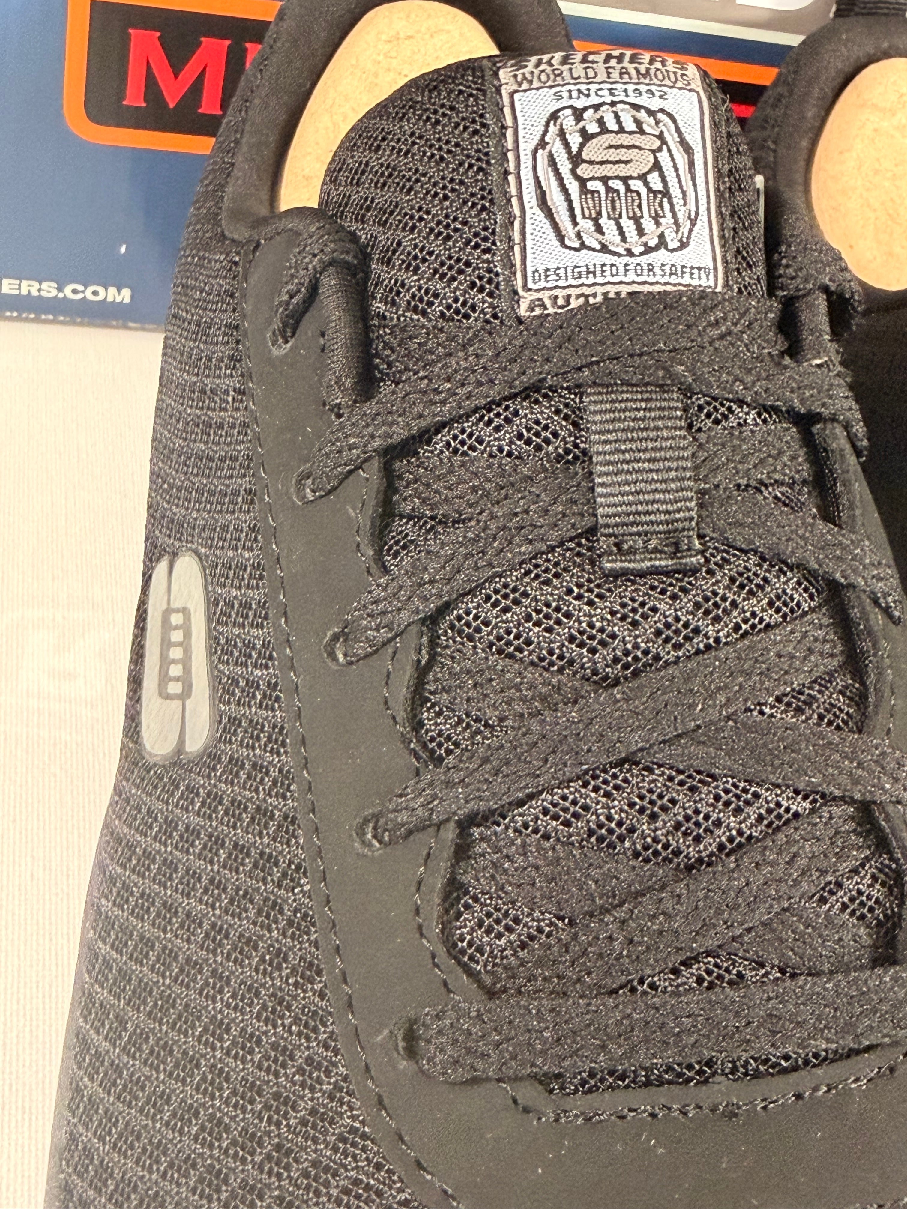 Skechers Women’s Slip resistant Skechers work Size 11