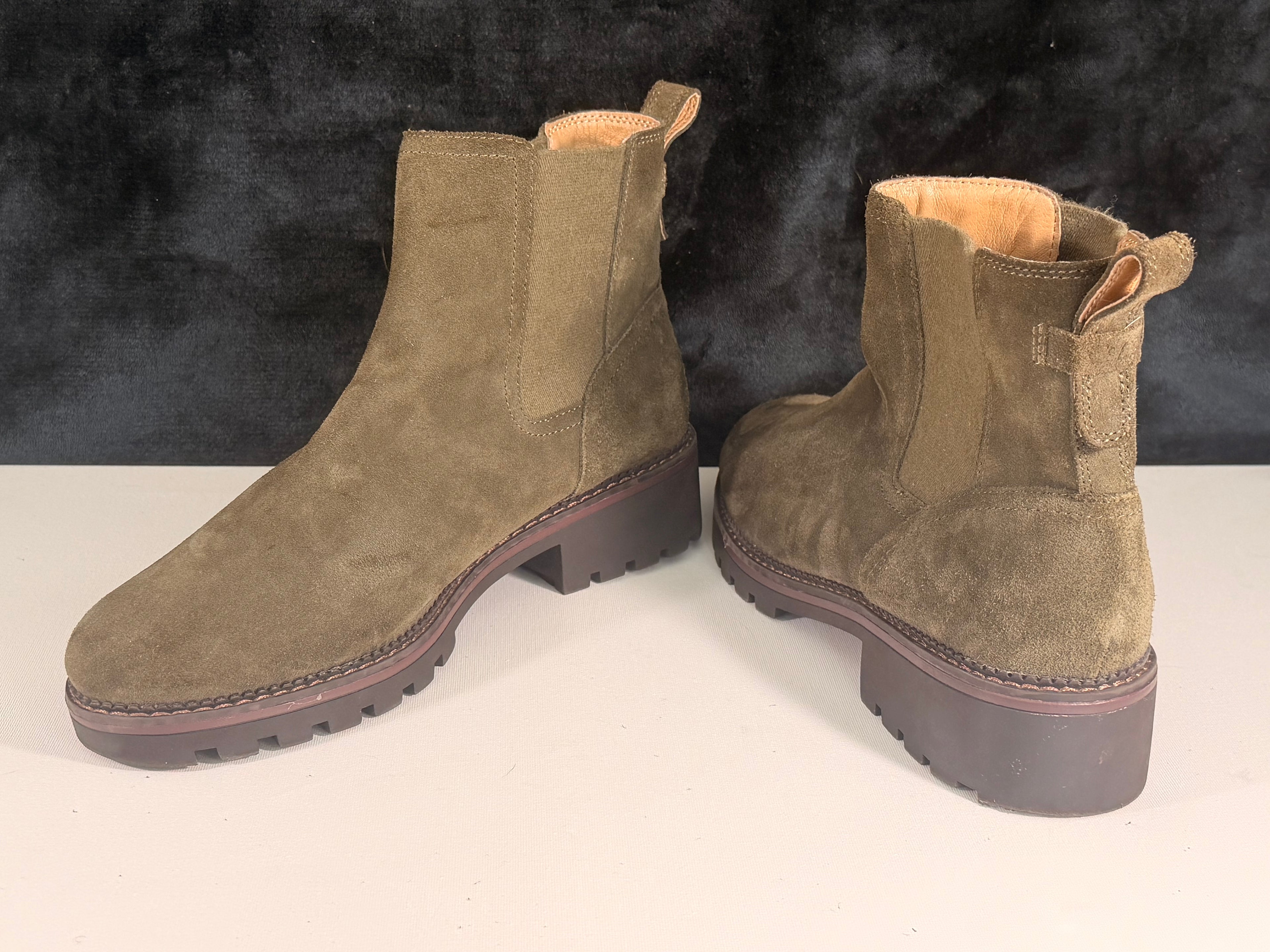 Crown Vintage Chelsea Dark Green Boots Men Size 11 *used*