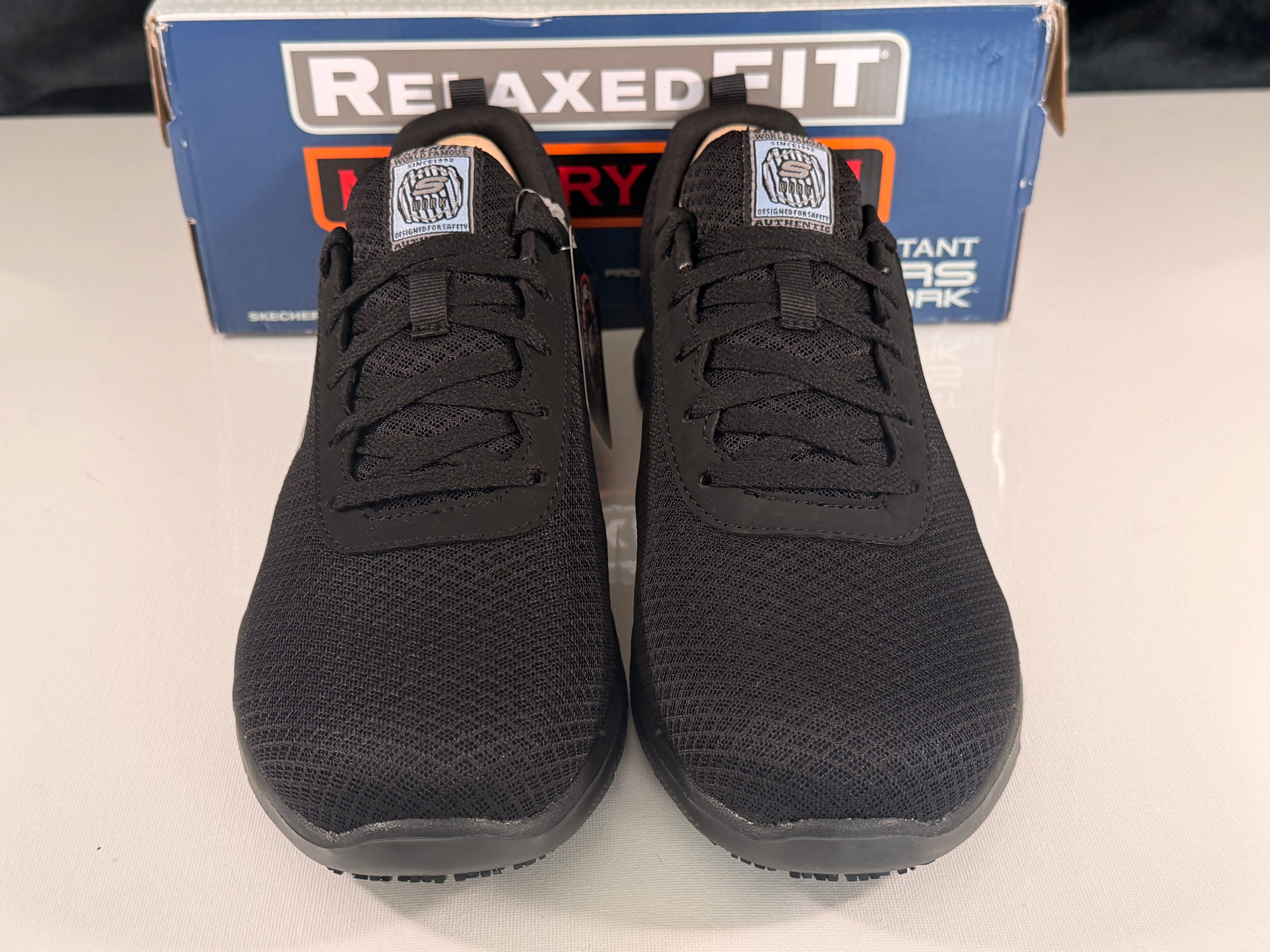 Skechers Women’s Slip resistant Skechers work Size 11