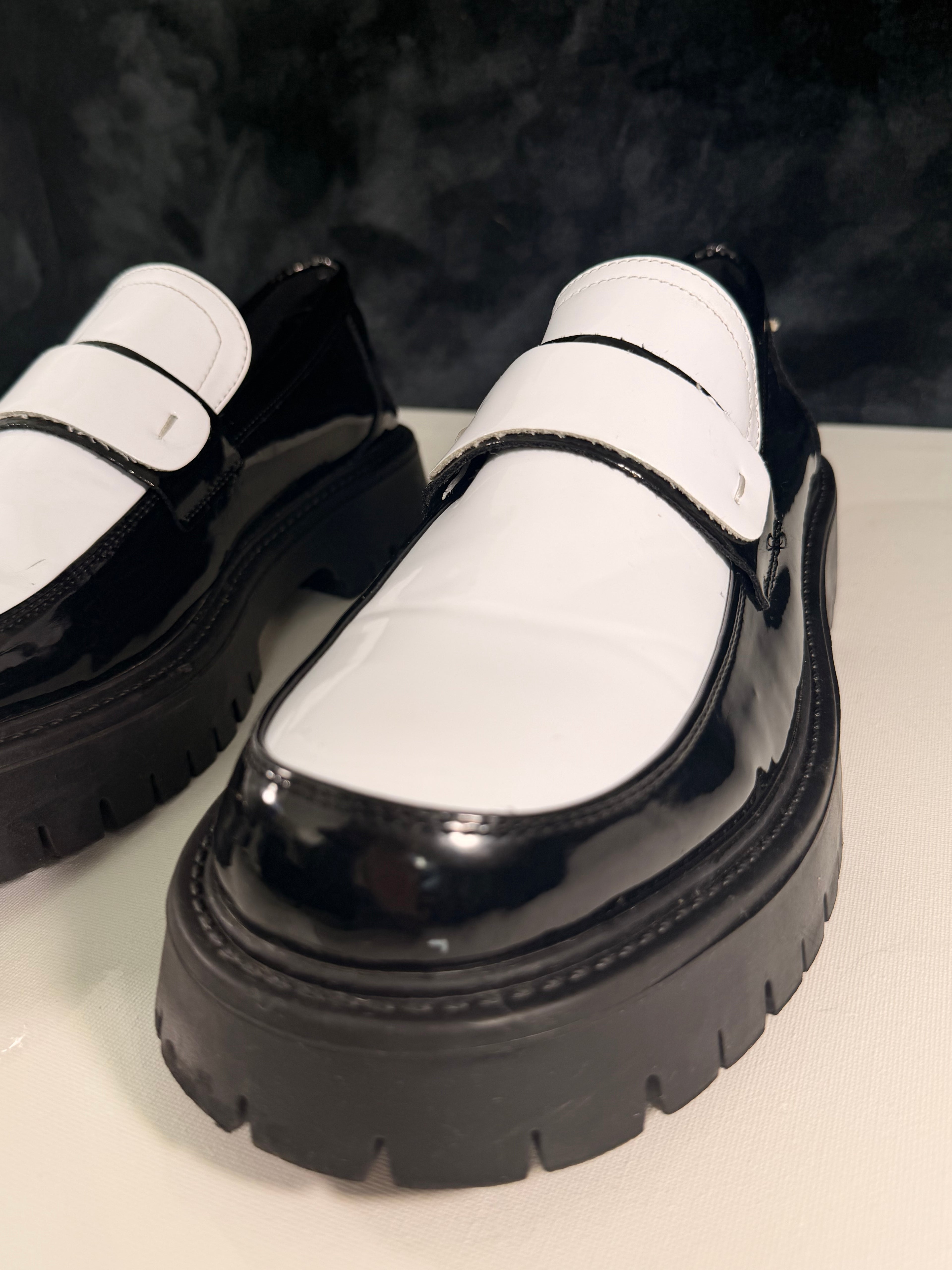 British Mens Leather Loafers Slip on Platform Business Round Toe Dress Shoes *used*