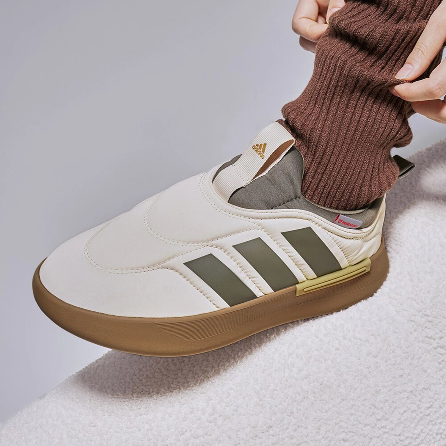 Sb5594d33b07844df95aed40ad7ef17f7d